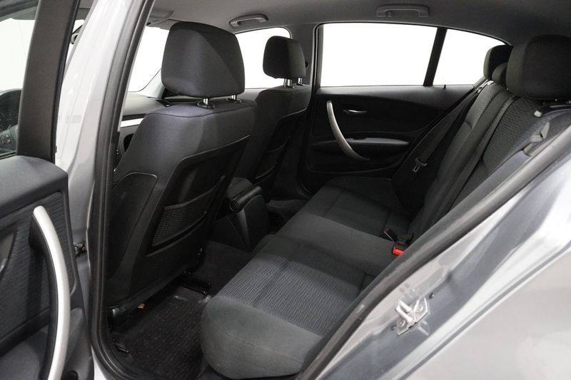 BMW 116 bild 12