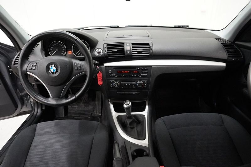 BMW 116 bild 13
