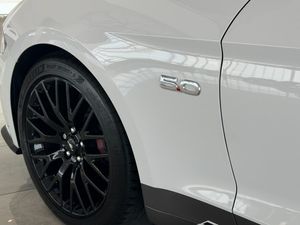 Ford Mustang bild 9