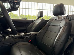 Ford Mustang bild 11