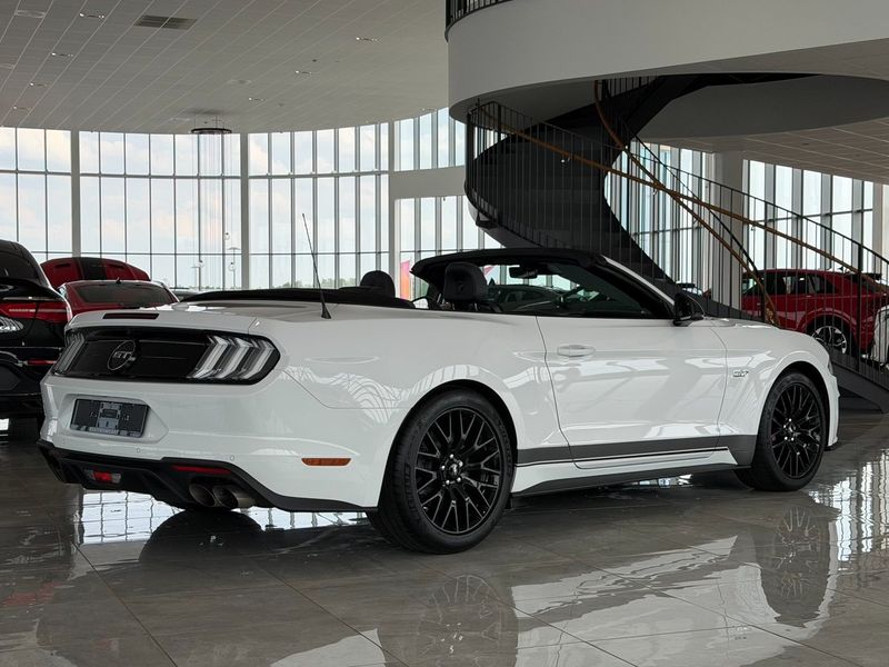 Ford Mustang bild 7