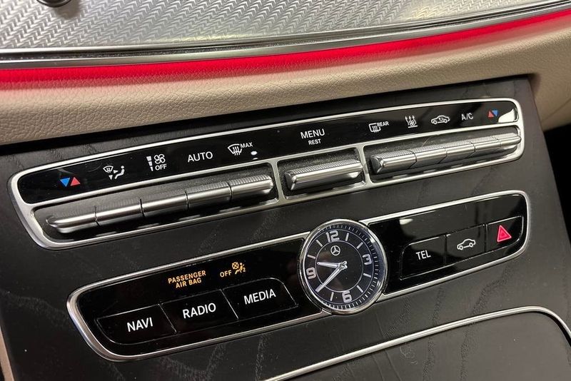 Mercedes E220 bild 14