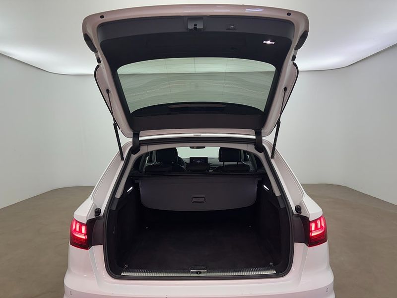 Audi A4 bild 7