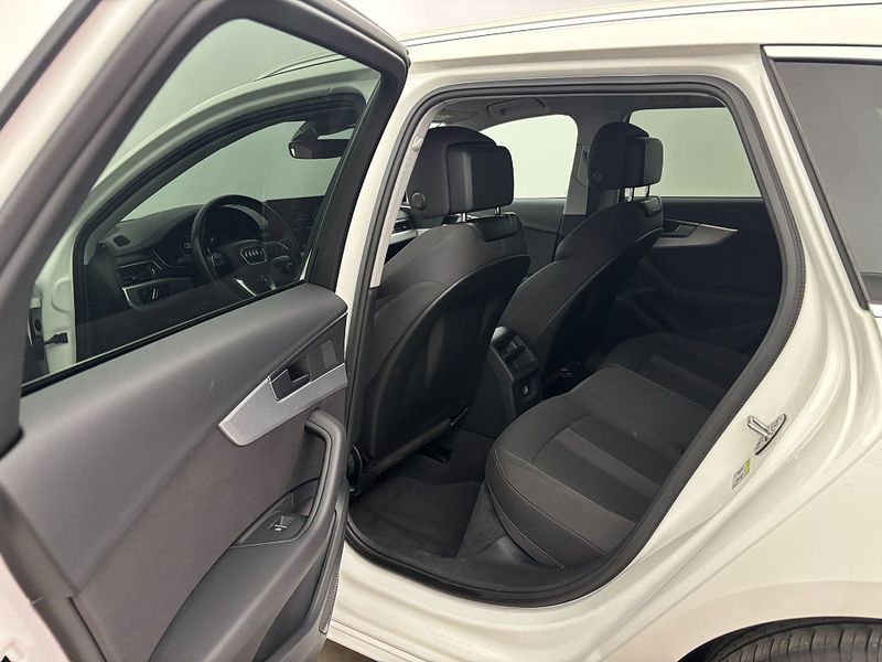 Audi A4 bild 14