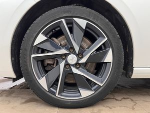Peugeot 308 bild 12