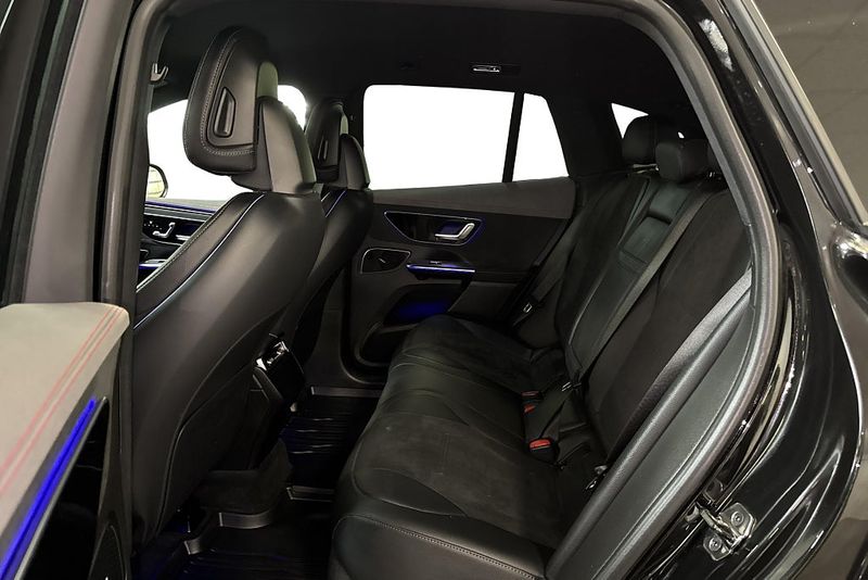 Mercedes EQE43 SUV bild 17