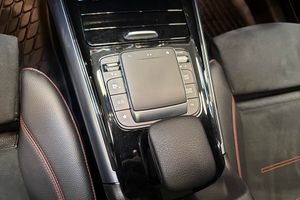 Mercedes GLA200 bild 13