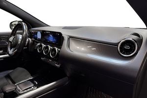 Mercedes GLA200 bild 9