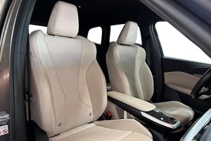 BMW X1 bild 8