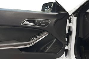 Mercedes CLA220 bild 14