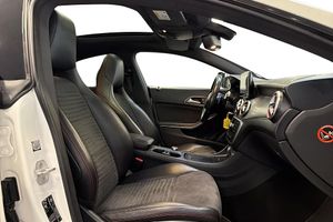 Mercedes CLA220 bild 6