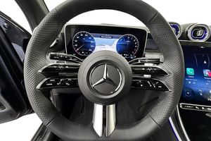 Mercedes GLC300 bild 9