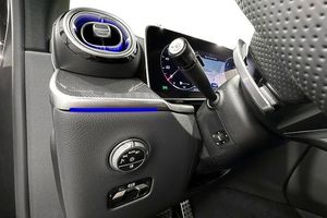 Mercedes GLC300 bild 11
