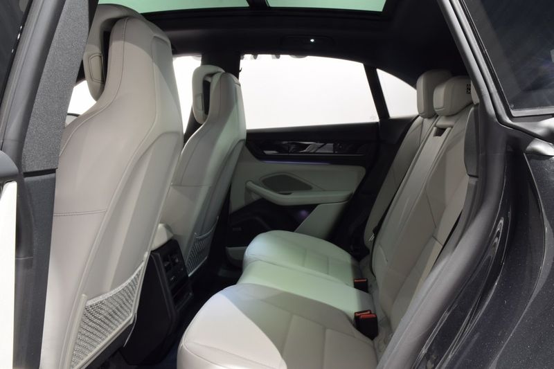 Porsche Macan bild 10