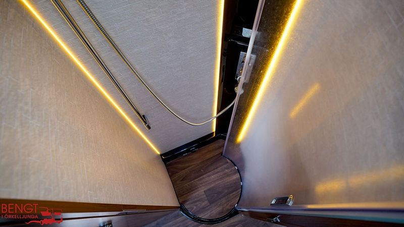Carthago Liner For Two bild 19