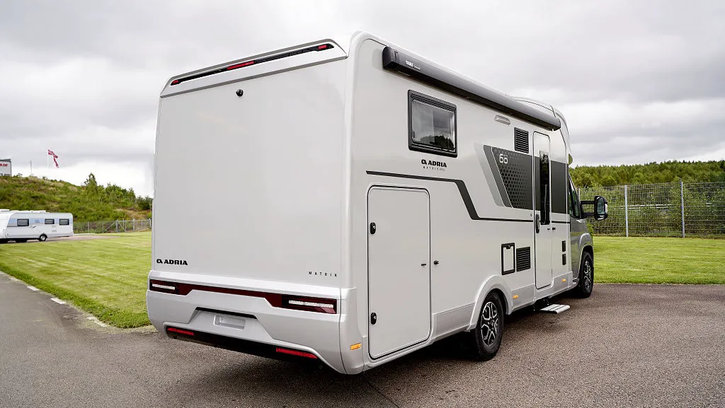 Vehicle image 22