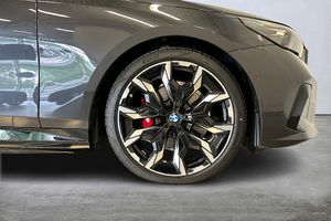 BMW 530 bild 8