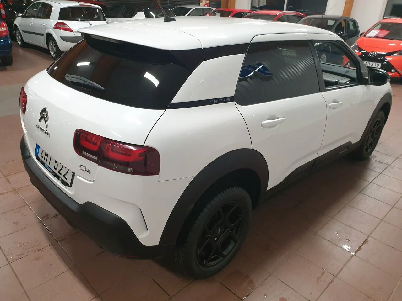Vehicle image 1