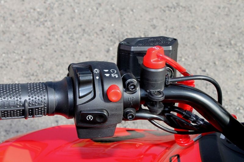 CFMOTO C-Force bild 8