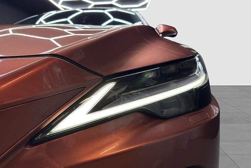 Lexus RX bild 8