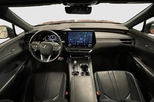 Lexus RX bild 12