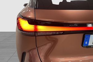 Lexus RX bild 11