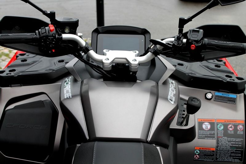CFMOTO C-Force bild 7
