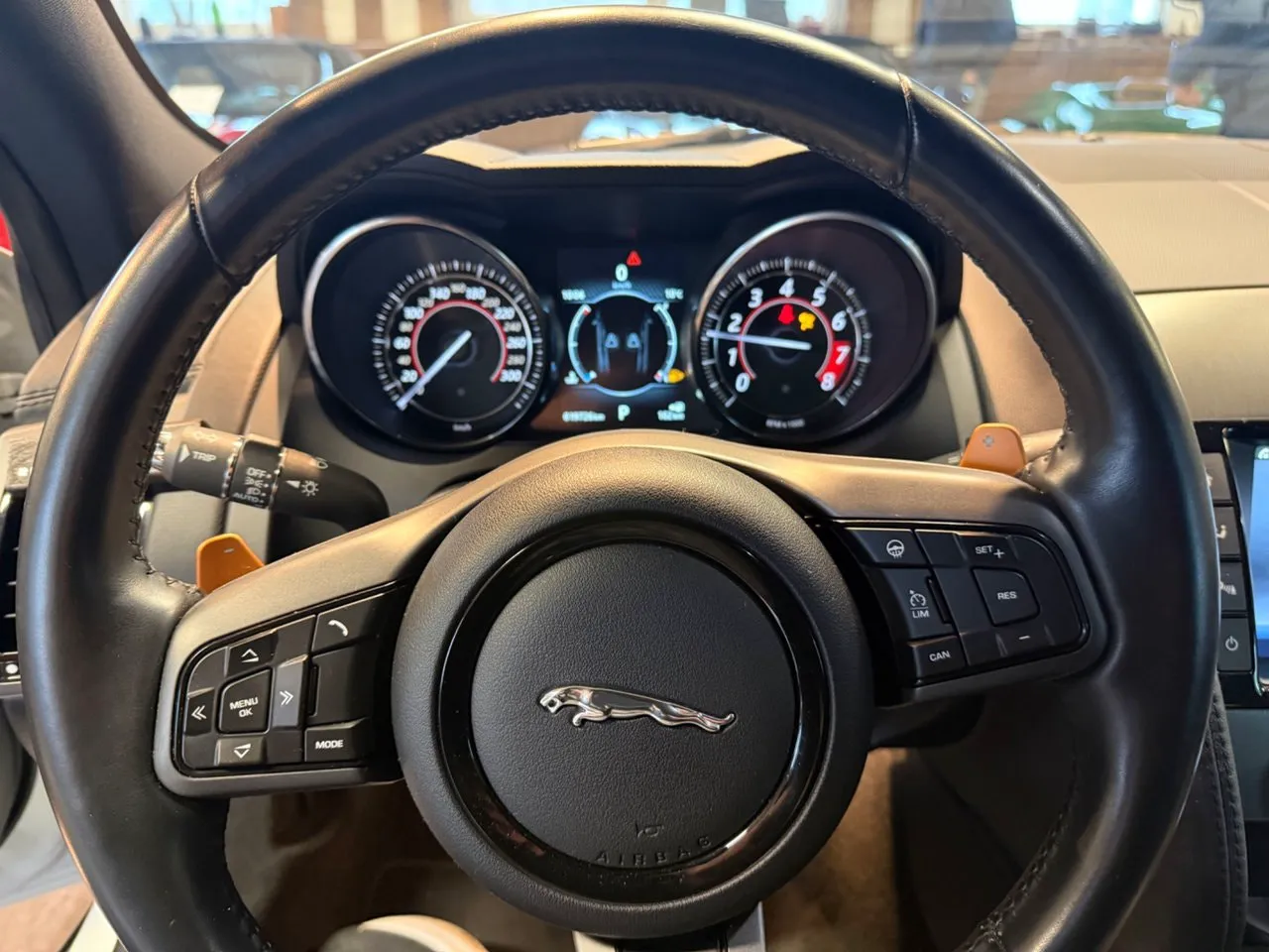 Vehicle image 25
