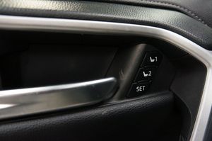 Toyota RAV4 bild 10