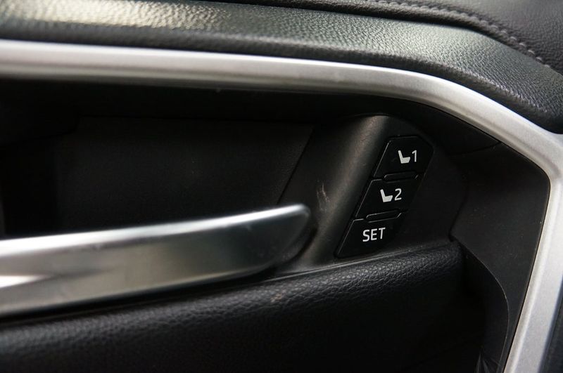 Toyota RAV4 bild 10