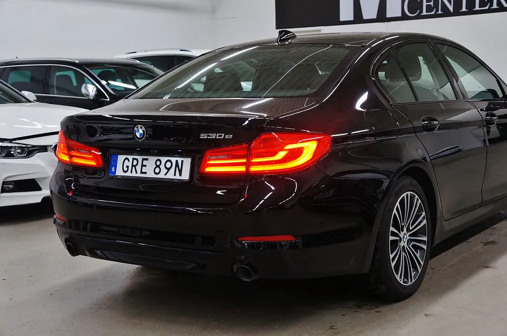 Vehicle image 20