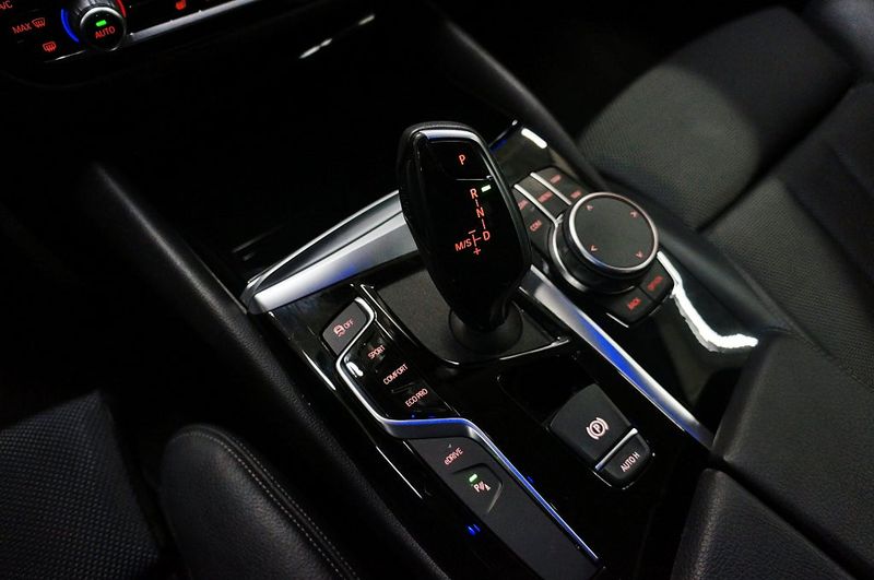 BMW 530 bild 10