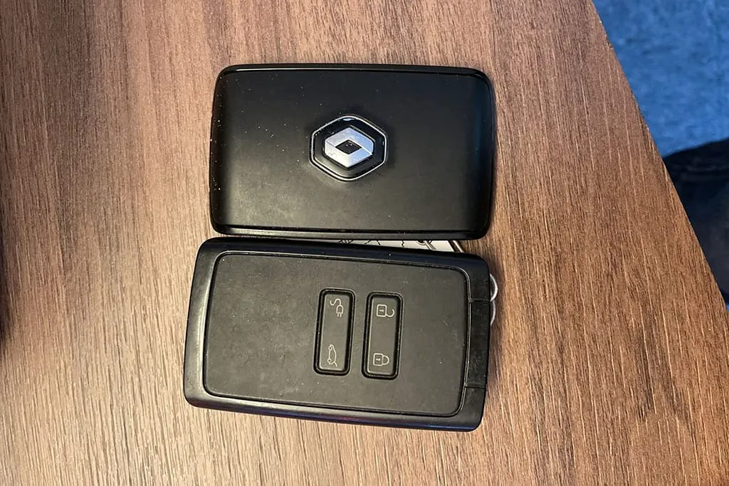 Vehicle image 21