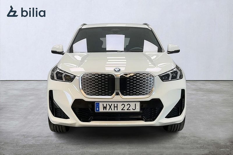 BMW iX1 bild 8