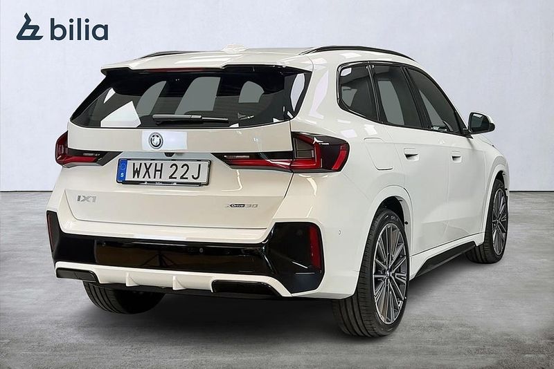 BMW iX1 bild 6