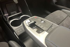 BMW iX1 bild 15