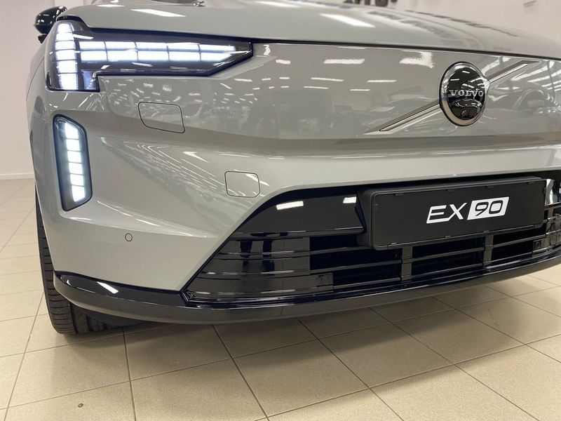 Volvo EX90 bild 3