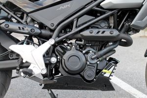 CFMOTO 125 NK bild 16