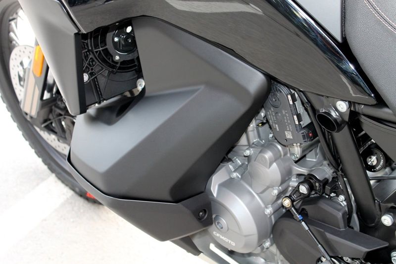CFMOTO 800 MT-X bild 21