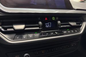 BMW 120 bild 18