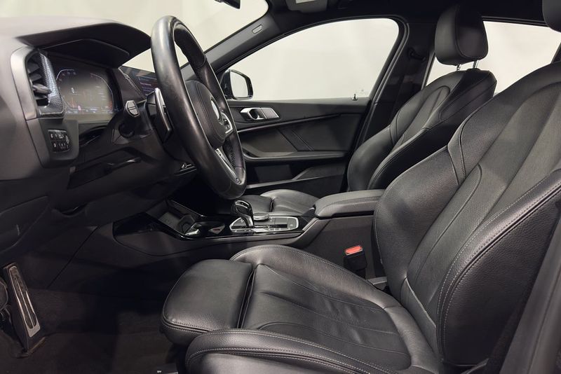 BMW 120 bild 9