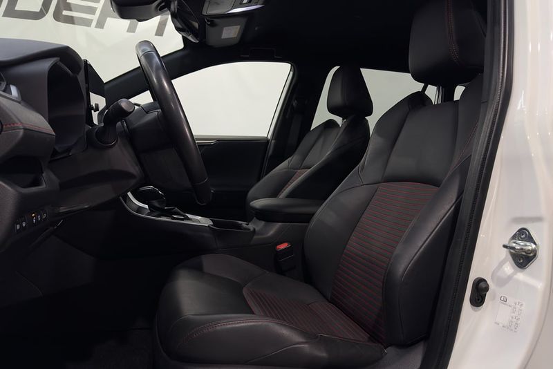 Toyota RAV4 bild 9
