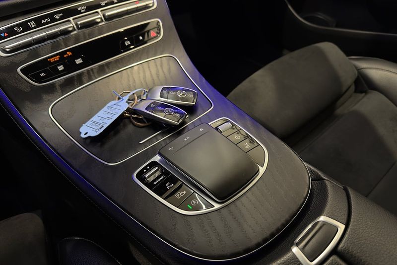 Mercedes E220 bild 21