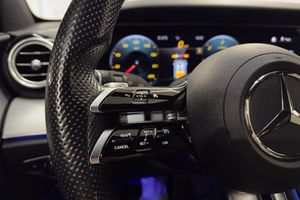 Mercedes E220 bild 12