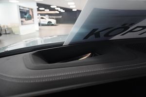 BMW i4 bild 14
