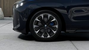 BMW iX bild 3