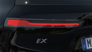 BMW iX bild 8