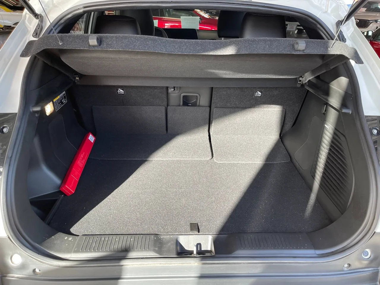 Vehicle image 12