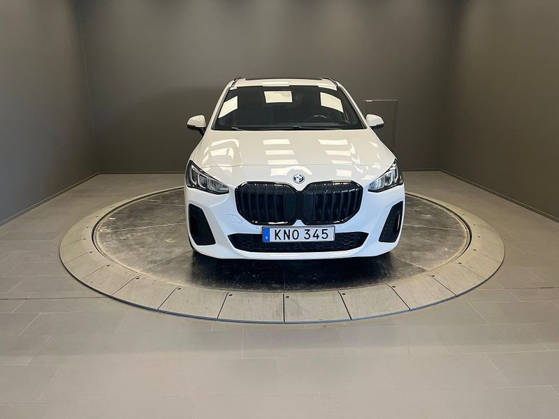 BMW 230 bild 8