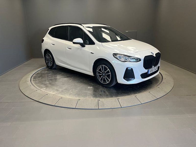 BMW 230 bild 7